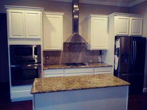 Before & After Cabinet Painting in Eustis, FL (3)